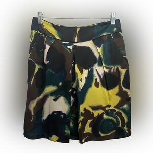 Calvin Klein - Front Pleat‎ Abstract Skirt